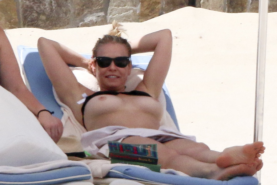 ibiza topless beach celebrities - chelsea-handler-topless-on-the-beach-in-mexico-