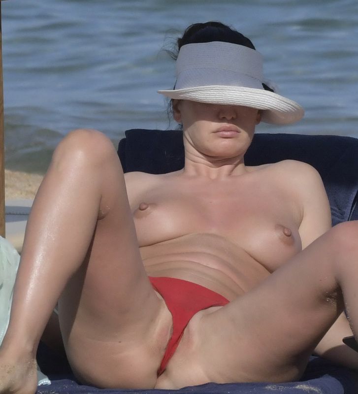 Bleona Qereti Topless And Lip Slip On The Beach Celebrity