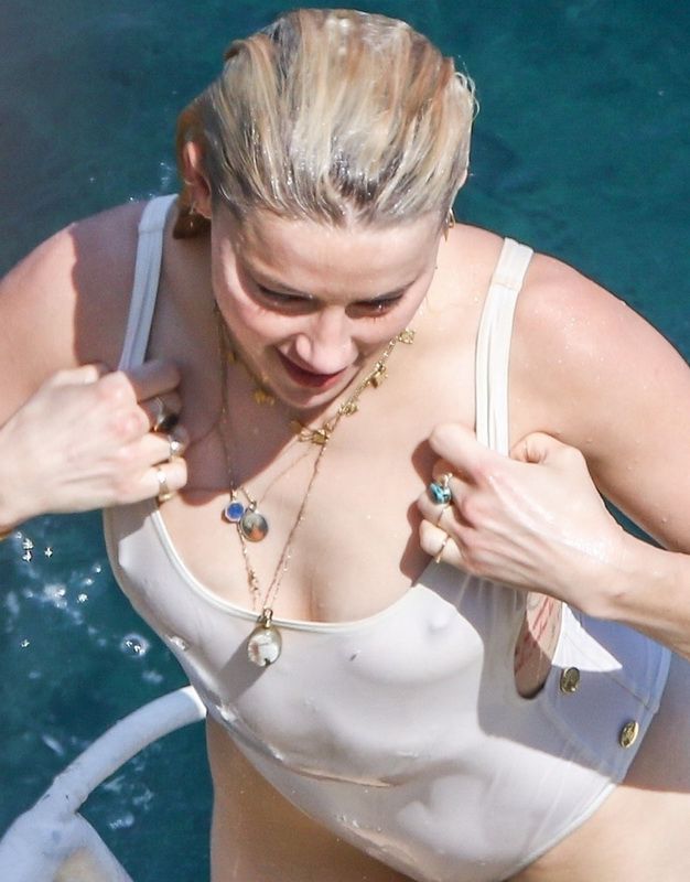 Amber Heard Pussy